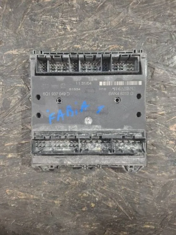 Calculator confort Volkswagen Golf V 6Q1937049D