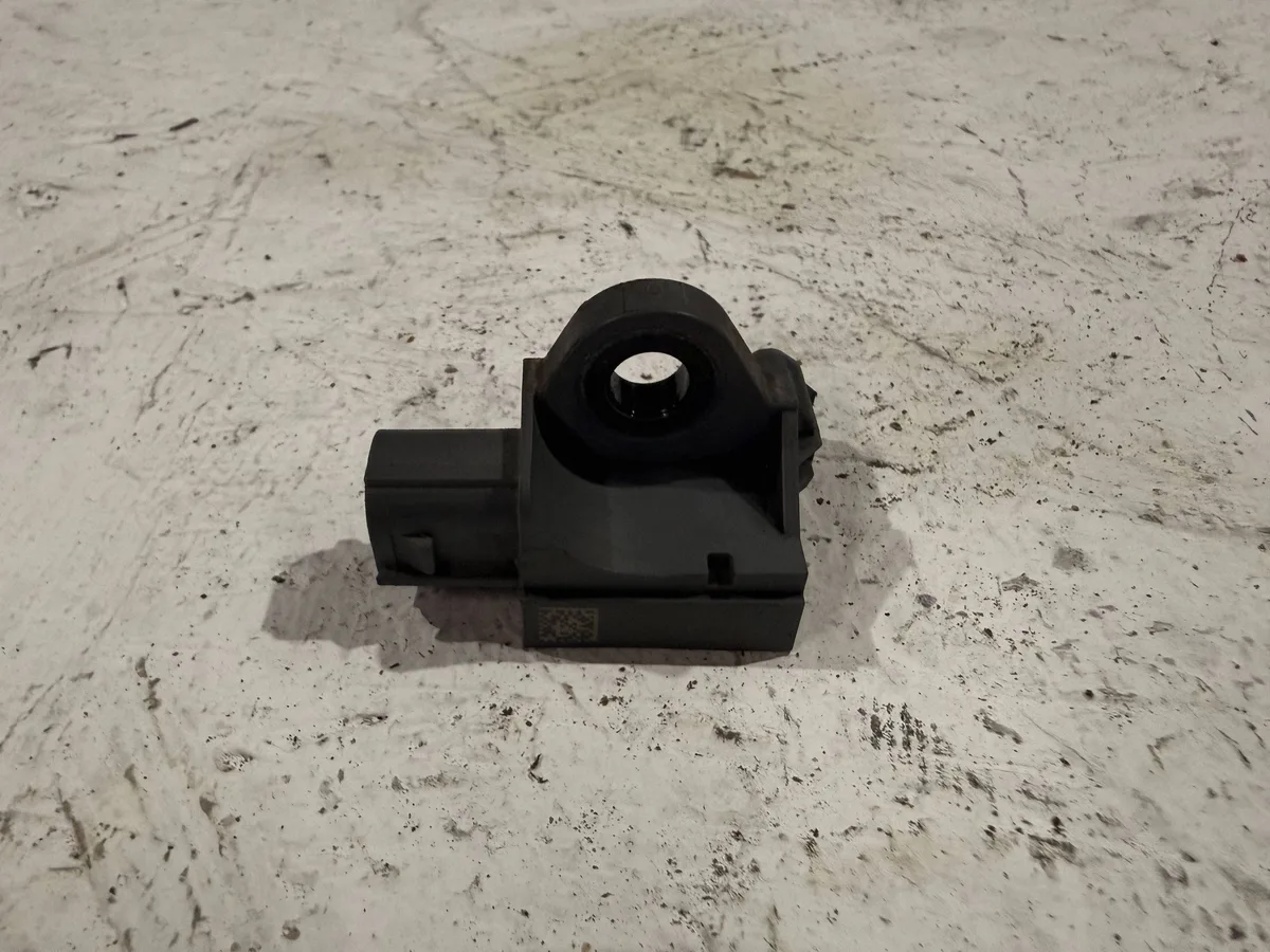 Debitmetru aer Mazda CX-5 II SHY1 PE0113215