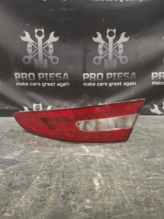 Stop frana / tripla spate dreapta Jaguar XF X250 - imagine 1