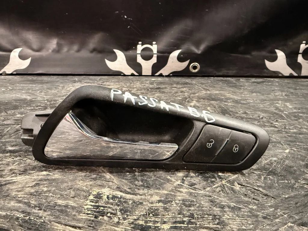 Maner Interior Usa cu Butoane Geam VW Passat B6 - imagine 1
