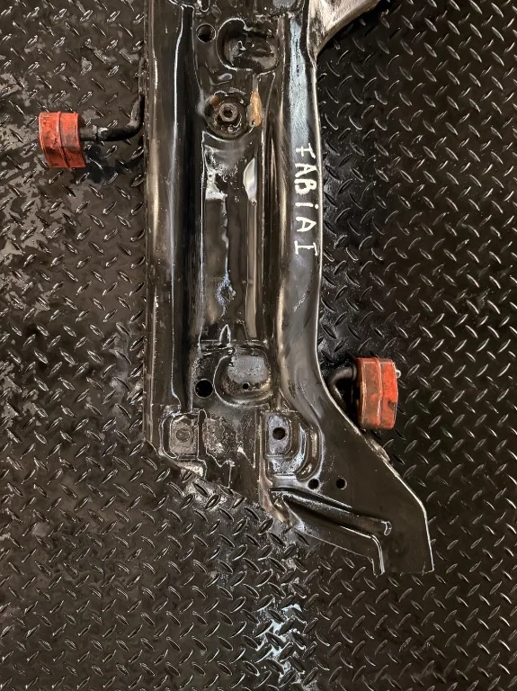 Jug motor cadru motor Skoda Fabia I - imagine 3