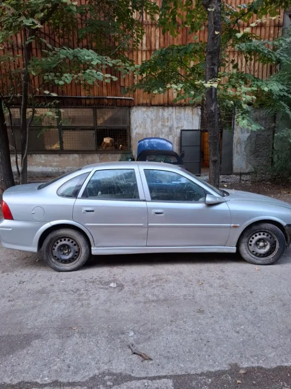 Carenaj aparatori noroi fata Opel Vectra B - imagine 6