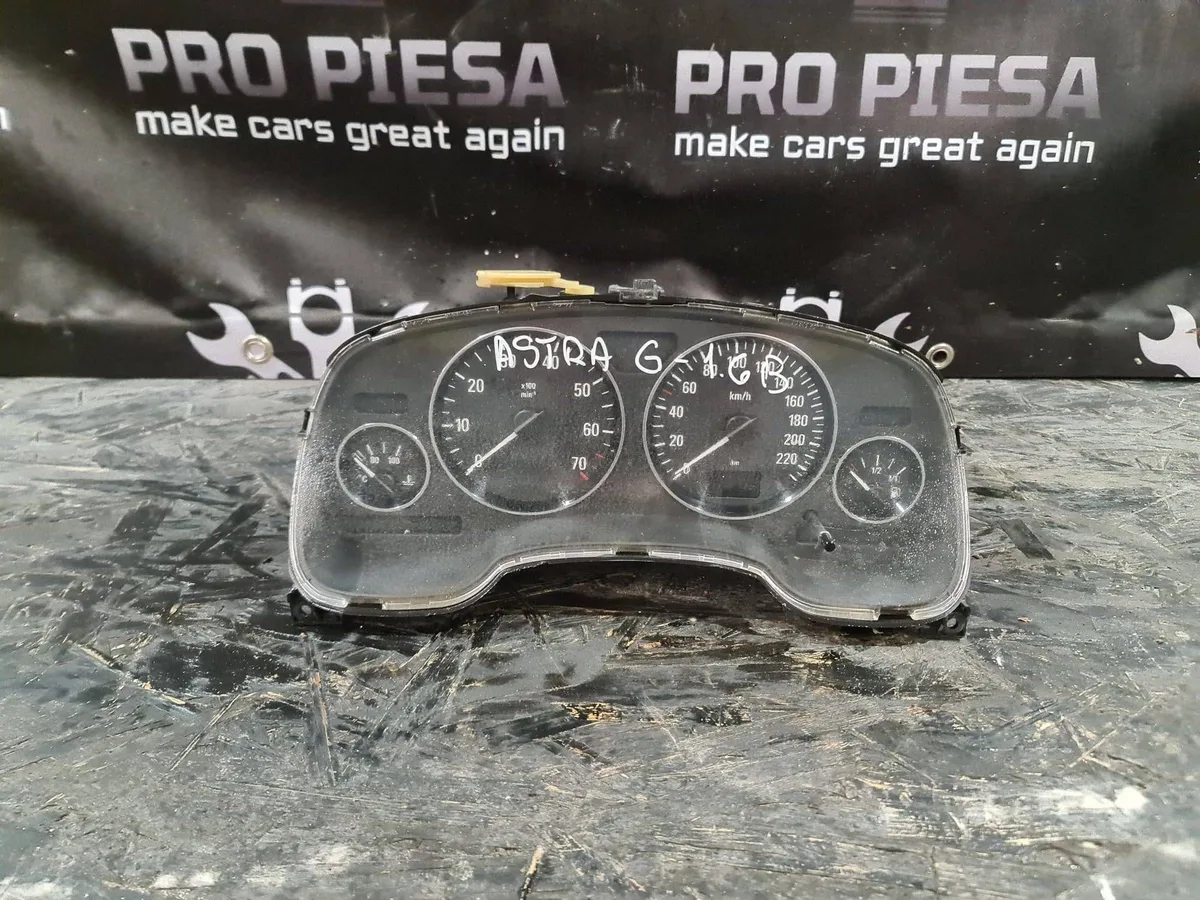 Ceasuri bord Opel Astra G