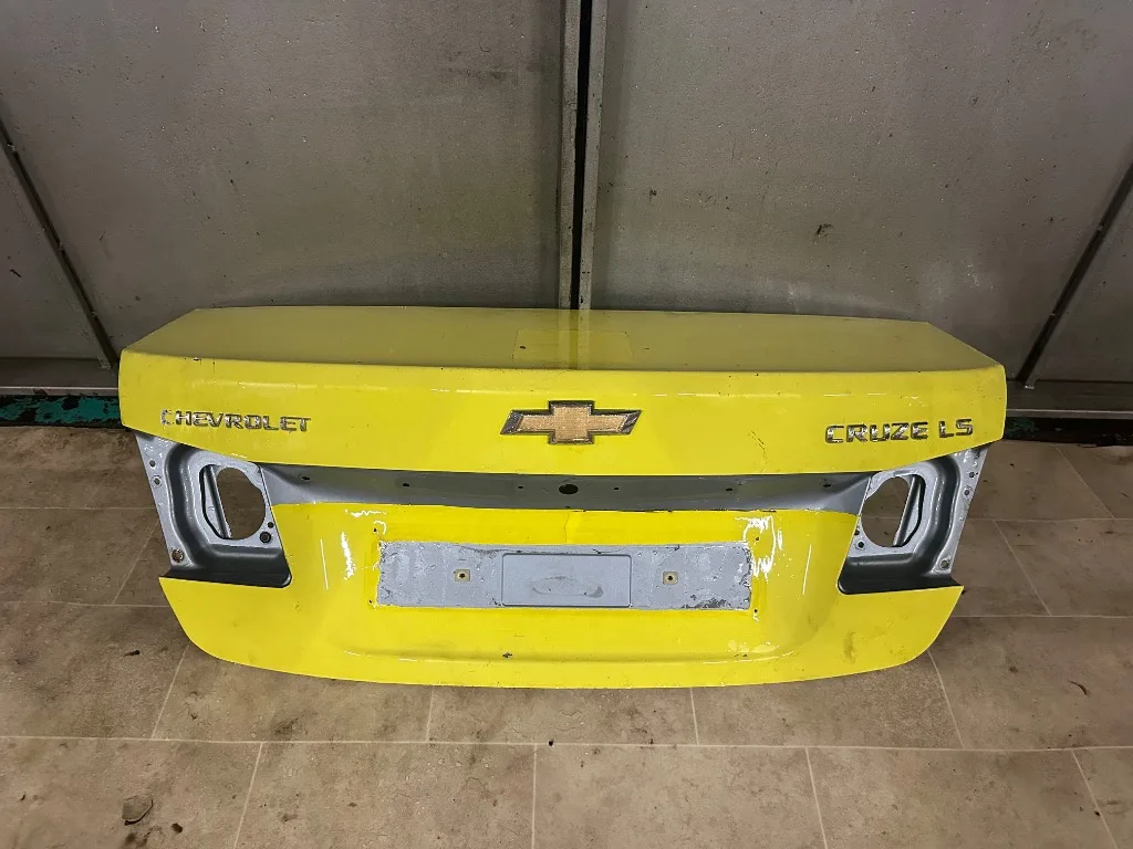 Capota portbagaj Chevrolet Cruze - imagine 1