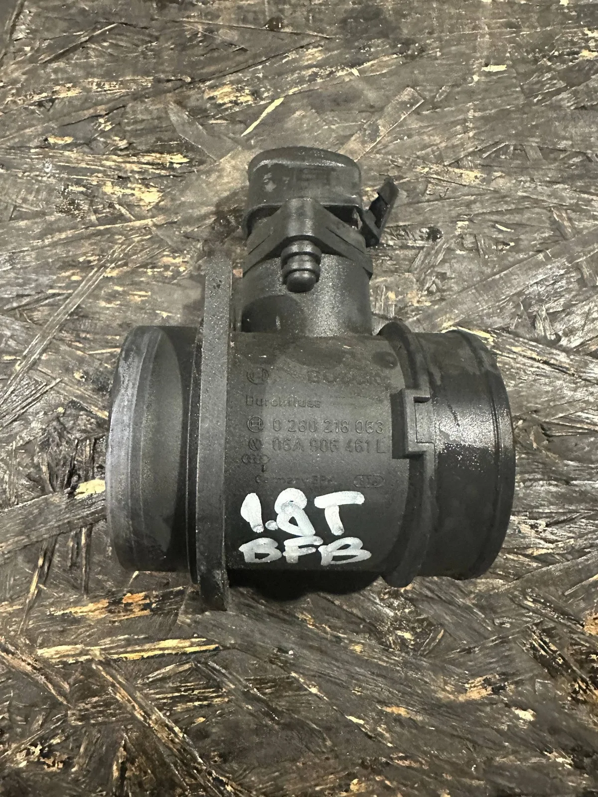 Debitmetru aer Audi A4 S4 B6 8E 8H BFB 06A906461