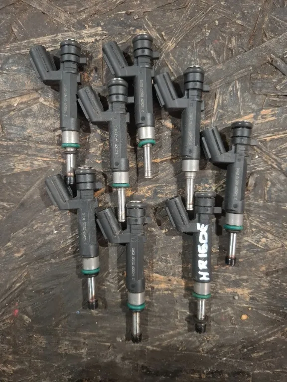 Set Injectoare Nissan Juke F15 - imagine 1
