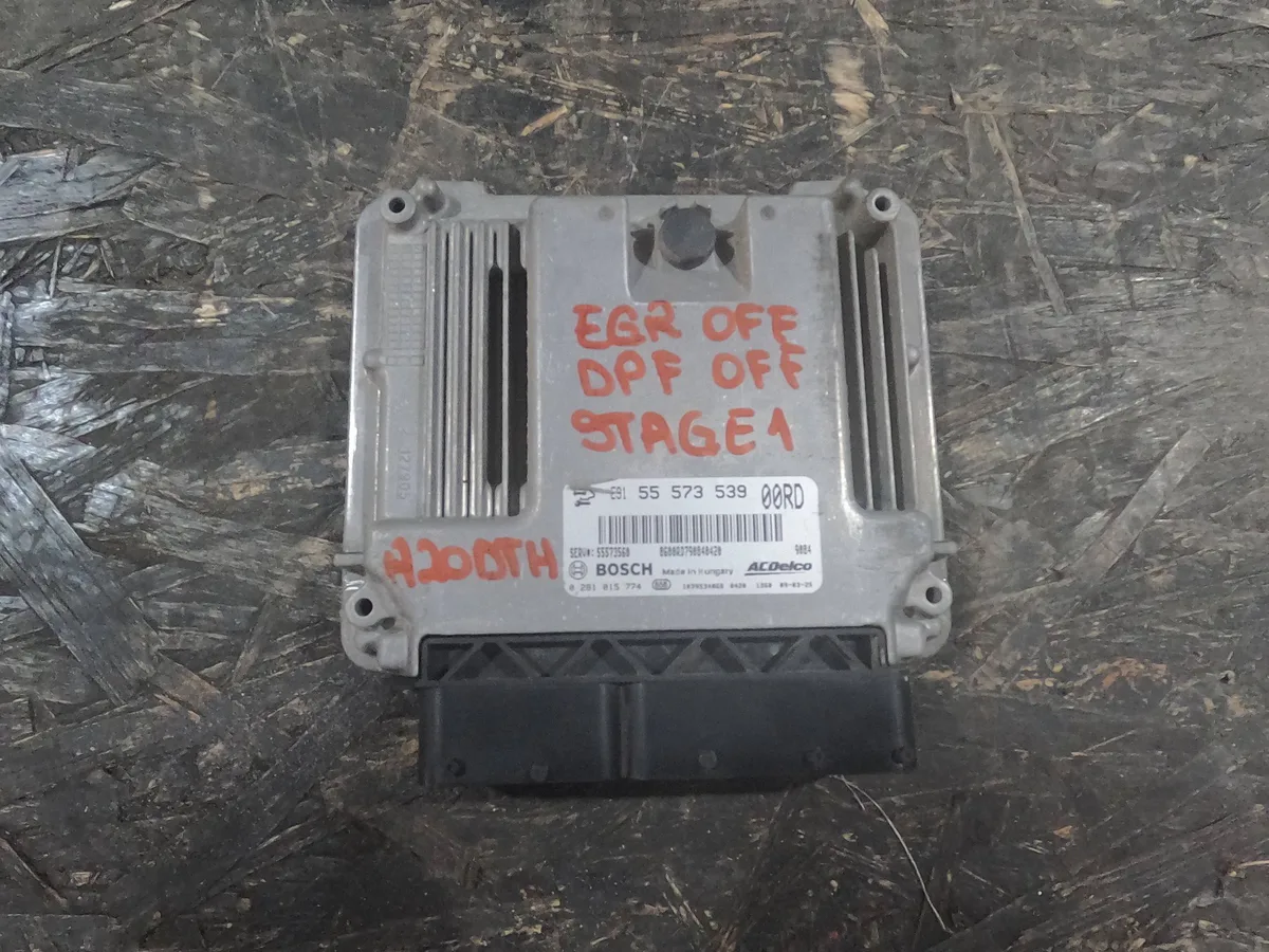 Calculator motor Opel Insignia A A20DTH 55573539