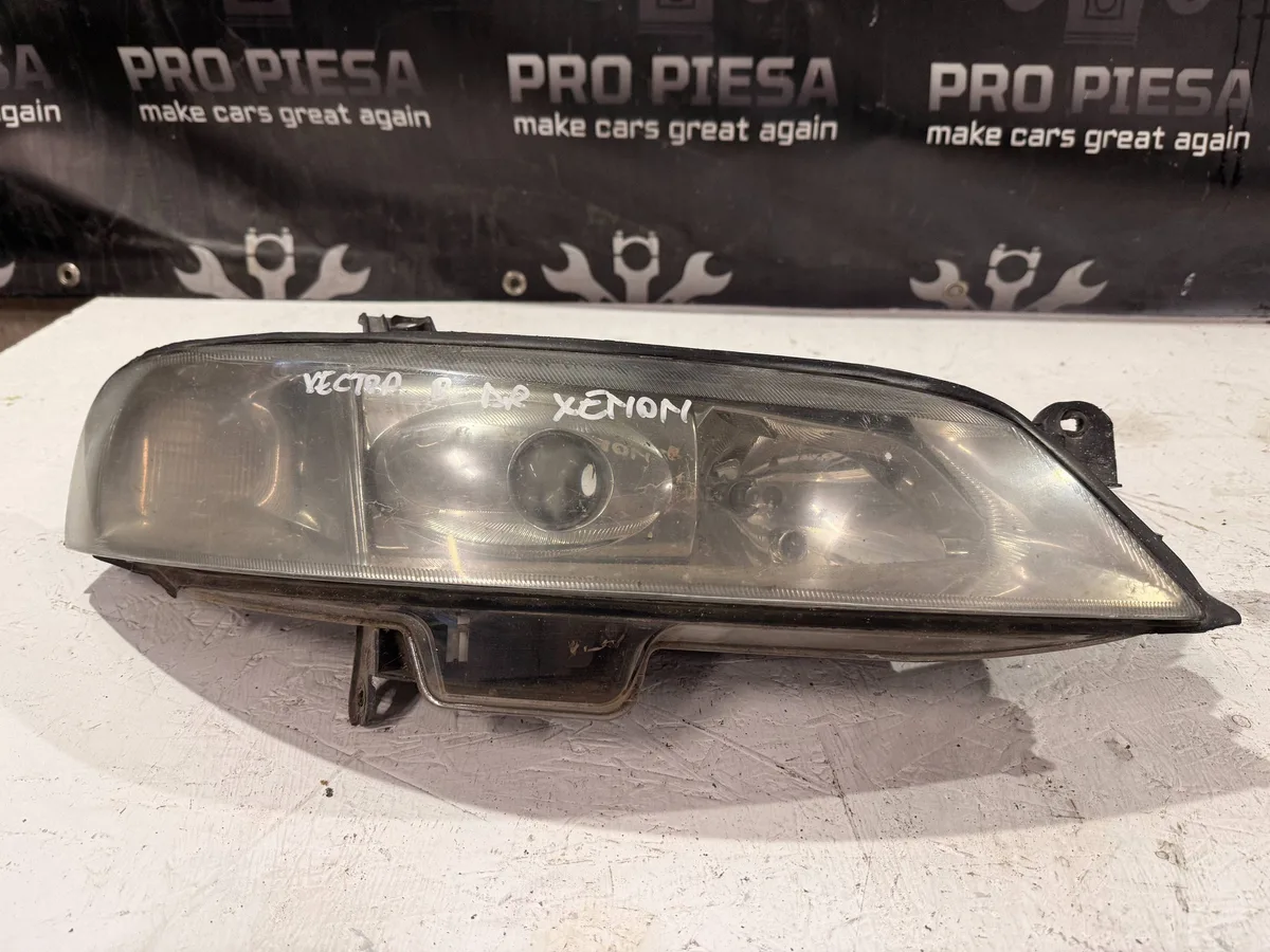 Far Opel Astra G 0301179272