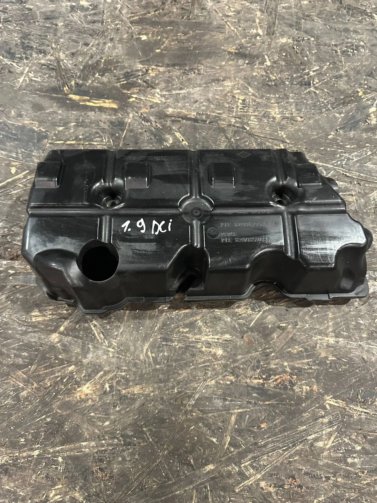Capac culbutor Renault Megane II 8200577518