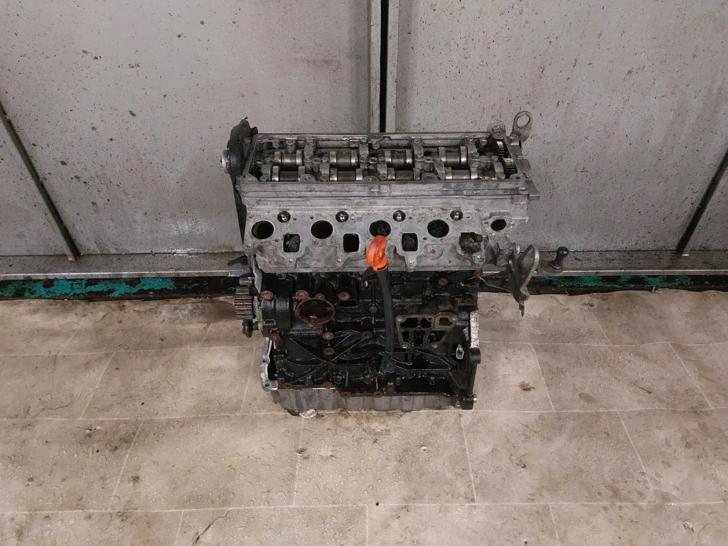 Motor complet 2.0TDI CFHB CFH CFHA CFHC CFHD CFHE CFHFEuro 5 Volkswagen VW Golf 5 - imagine 5
