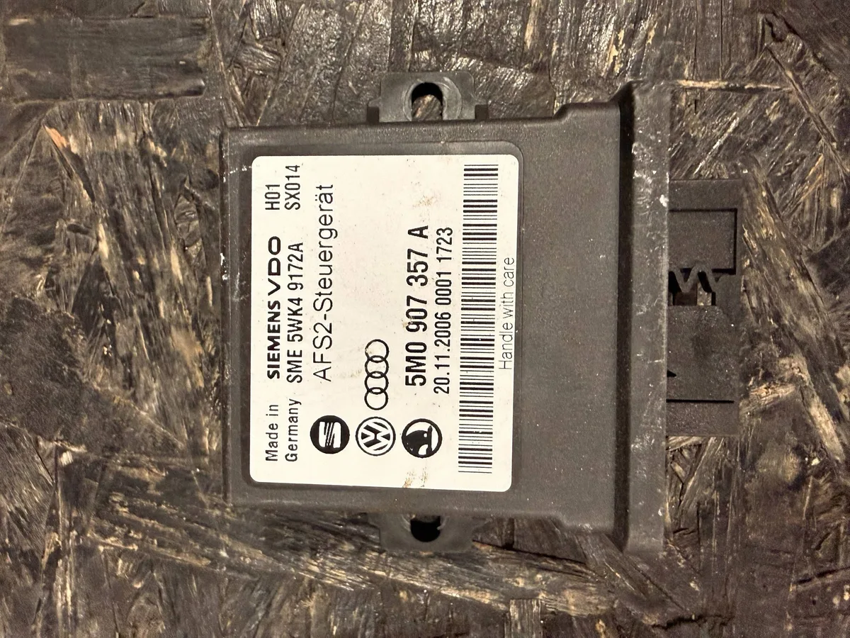 Butoane / Comenzi Volkswagen PASSAT B6 5M0907357A
