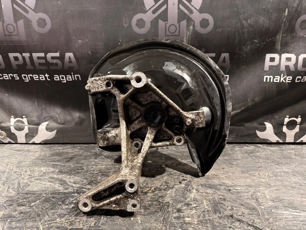 Fuzeta stanga spate Volkswagen VW Passat B6 - imagine 2