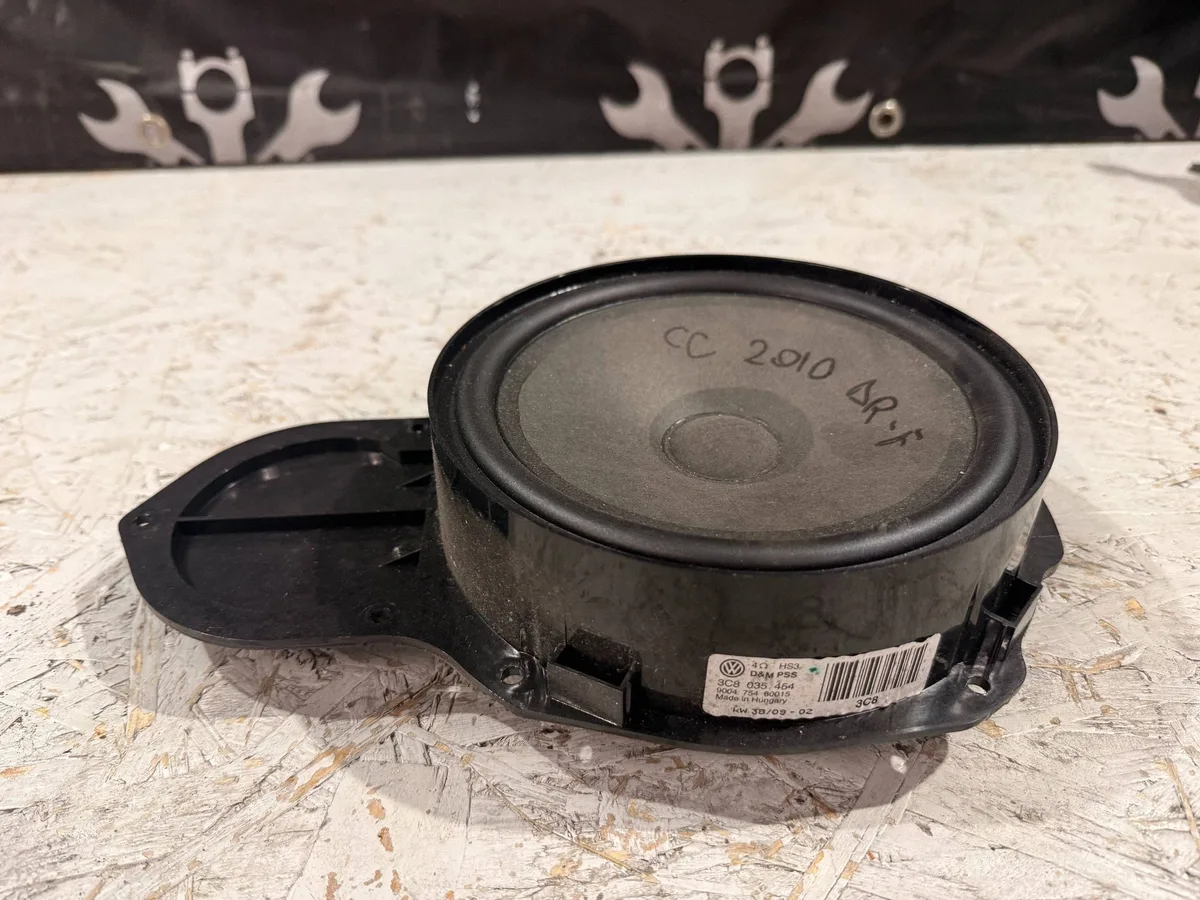 Sistem audio Volkswagen PASSAT CC 3C8035454