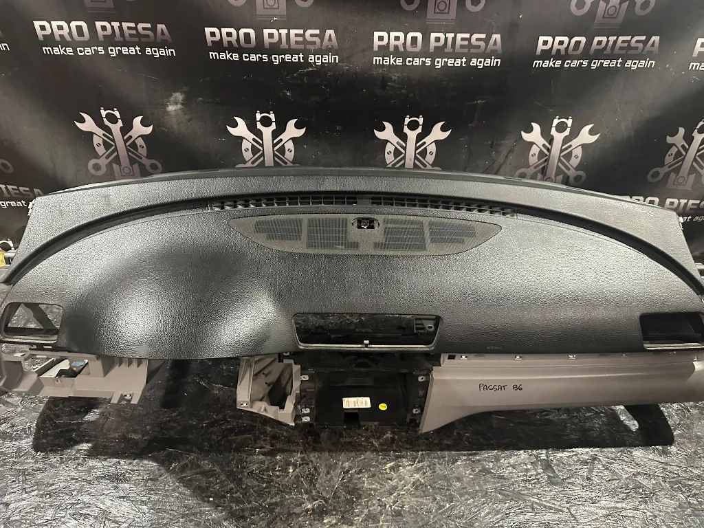 Plansa de bord Volkswagen VW Passat B6 - imagine 2