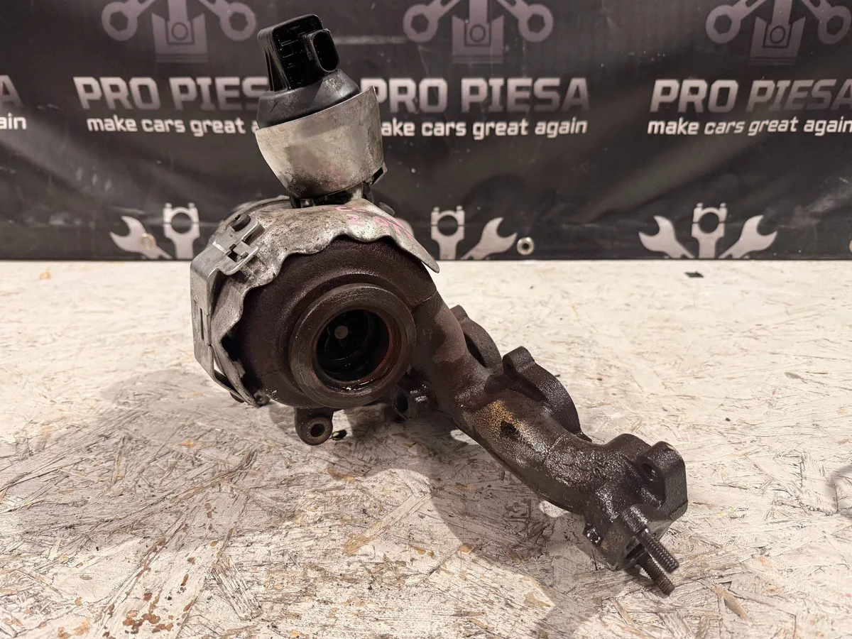 Chiuloasa Volkswagen PASSAT CC CBBB 03L253016