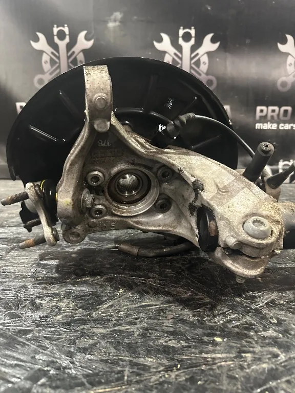 Fuzeta stanga fata Volkswagen VW Passat B6, VW Passat CC - imagine 2