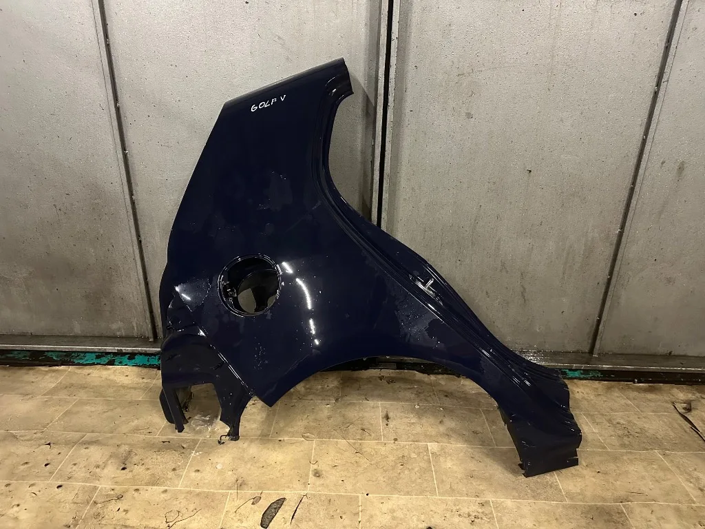 Aripa dreapta spate Volkswagen VW Golf 5 Plus, VW Golf 5 - imagine 1