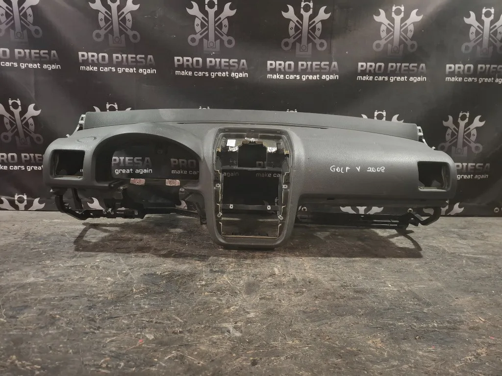 Plansa de bord Volkswagen VW Golf 5 Plus, VW Golf 5 - imagine 1