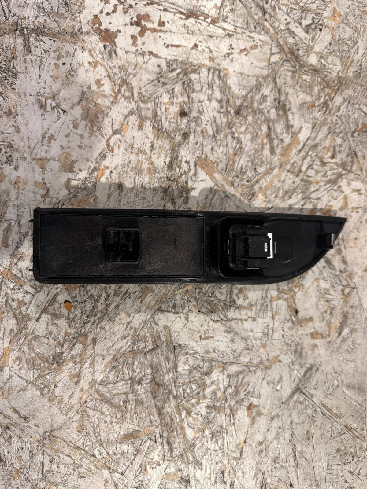 Butoane / Comenzi Volkswagen PASSAT CC 3C8857858