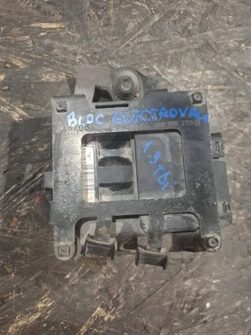 Supapa de control vacuum Volkswagen Golf V 1K0906279B