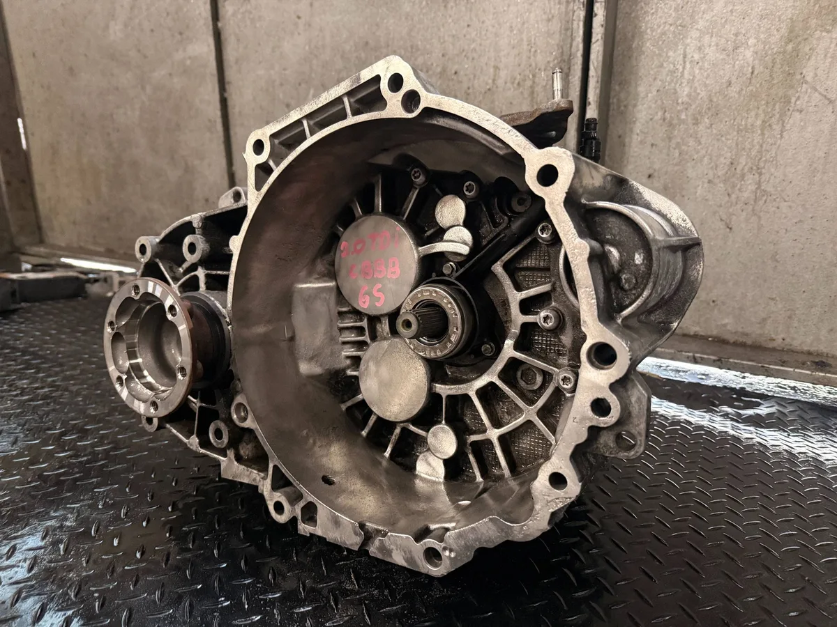 Cutie de viteza manuala Volkswagen PASSAT CC CBBB KXZ