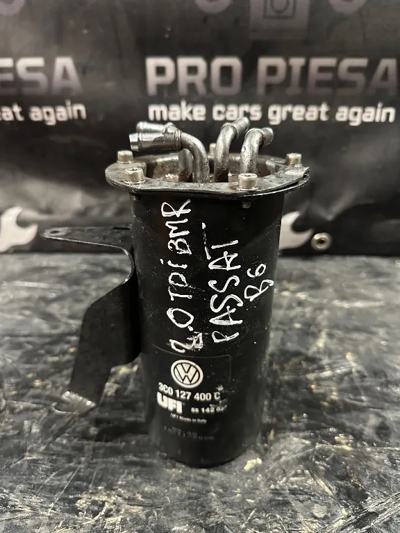Carcasa filtru motorina 2.0 TDI Volkswagen VW Passat B6, VW Golf 5 - imagine 2