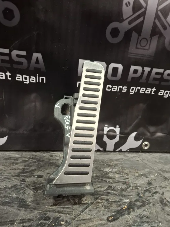 Pedala acceleratie cu senzor Volkswagen VW Golf 5 Plus, VW Golf 5 - imagine 1