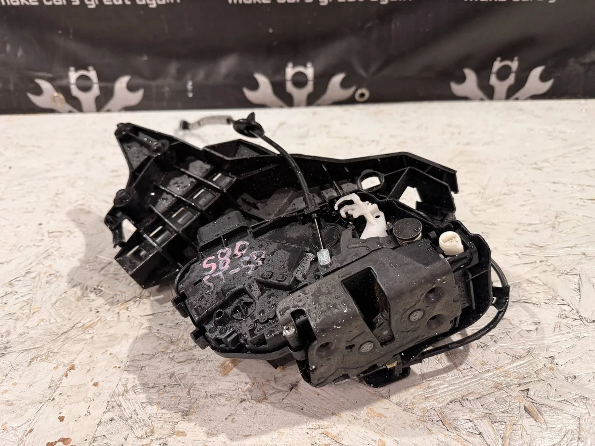 Balamale usa Volvo S80 30784487