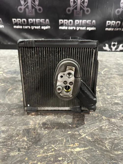 Radiator clima Volkswagen Passat B6