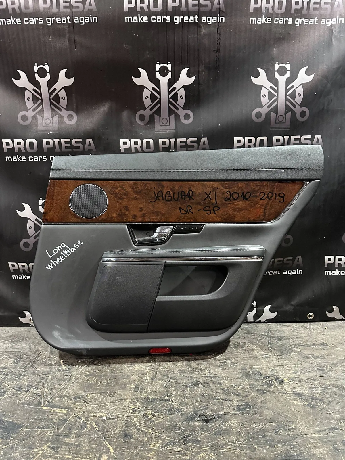 Tapiterie usa Jaguar XJ X351